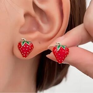 🍓 Strawberry studs post earrings Cute fruit gift girls adult red gold New